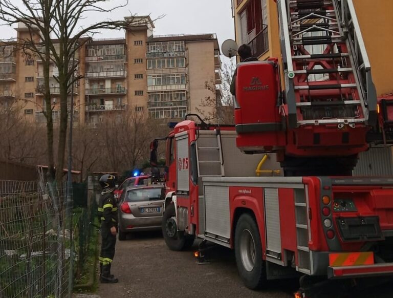 Avellino, non rispondeva ai vicini da giorni: 82enne trovata morta in casa