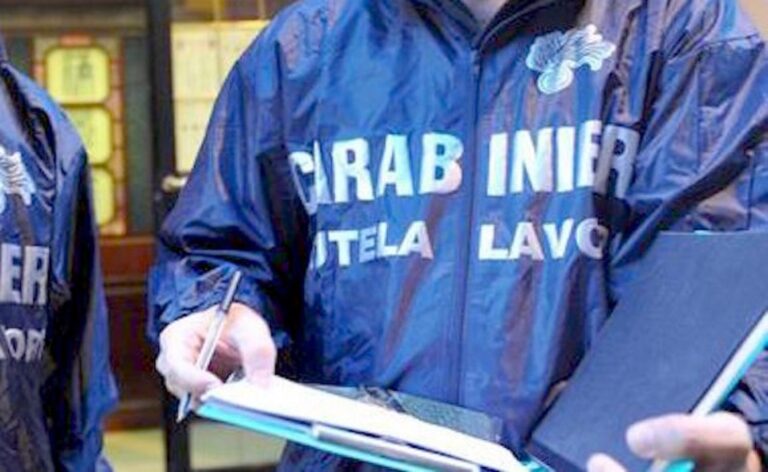 Lavoratore non regolarmente assunto, scatta maxi-sanzione e sospensione attività
