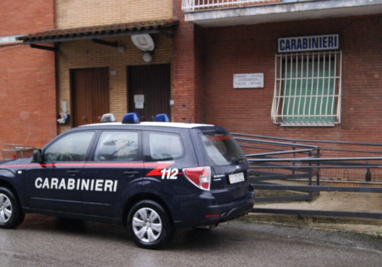 Furto al centro d’accoglienza in disuso: refurtiva recuperata e responsabili denunciati
