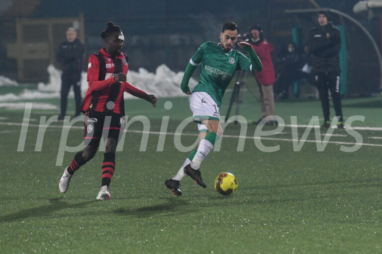 Incitarono i lupi prima di Avellino-Foggia, sanzionati 10 tifosi biancoverdi