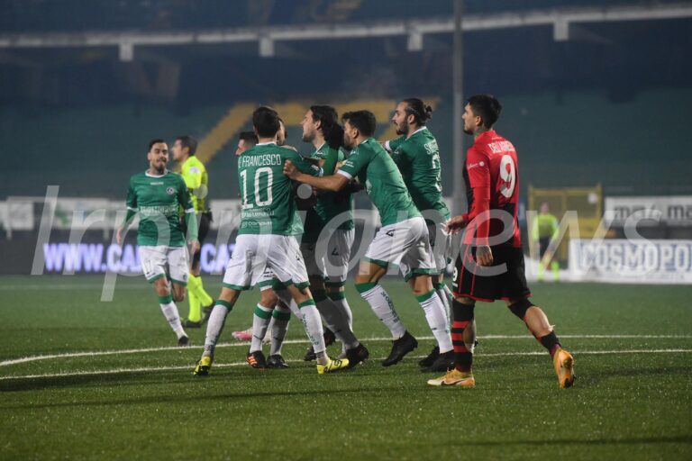 FOTO/ Avellino, tutto facile: poker al Foggia