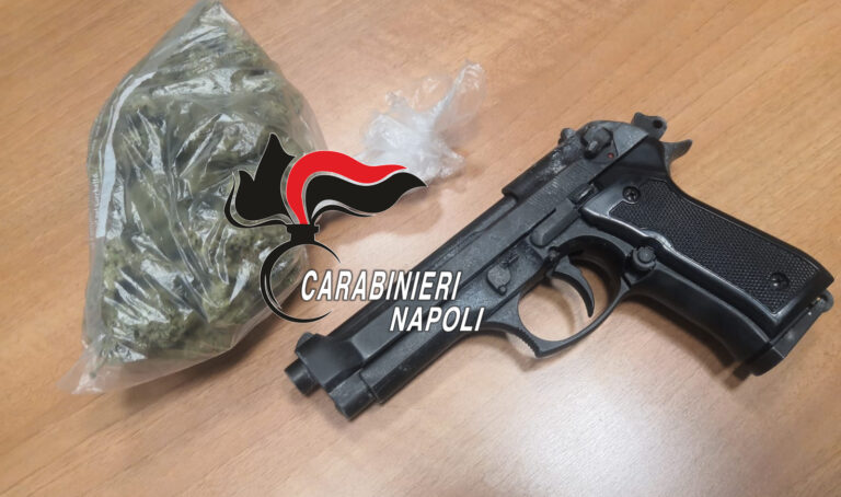 Napoli, carabinieri presidiano il centro città: 1 arresto e 6 denunce