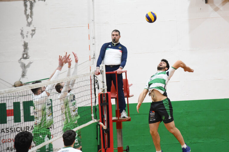 Volley, un Olimpica da applausi esce sconfitta dal campo della capolista