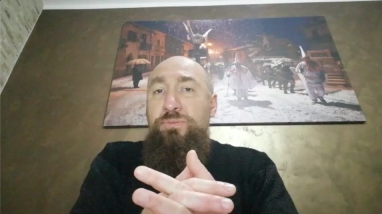 VIDEO/ Roberto D’Agnese a IrpiniaSocietà: “Carnevali, non fermiamo la tradizione perché è parte di tutti noi”