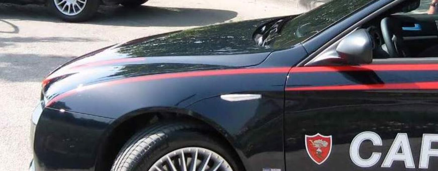 Sant’Anastasia, fermati in auto con più di mezzo chilo di marijuana: 2 persone arrestate