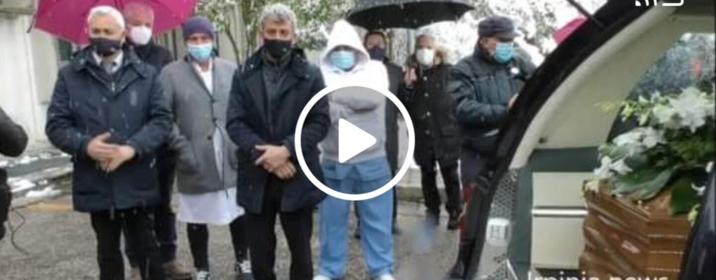 L’ultimo saluto al Dottor Angelo Frieri a Sant’Angelo dei Lombardi: era il medico di tutti/VIDEO