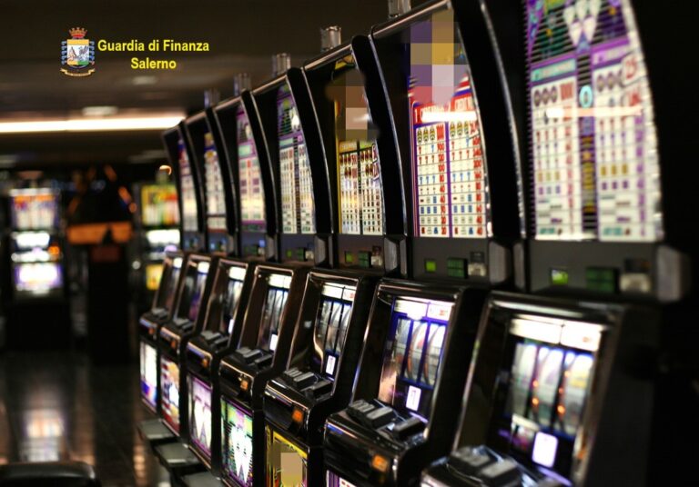 Contrasto al gioco illegale, sequestri della Guardia di Finanza nel Salernitano