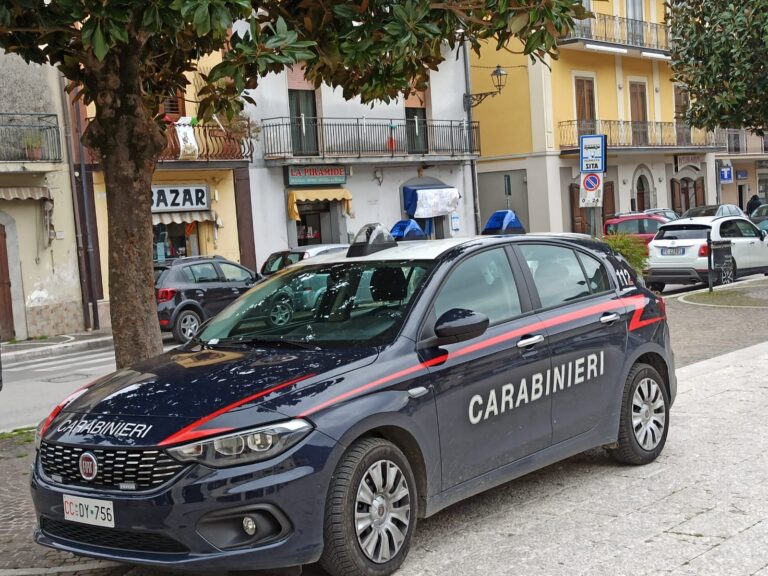 Montoro, 40enne esce di casa e annuncia il suicidio: rintracciata dopo ore dai carabinieri