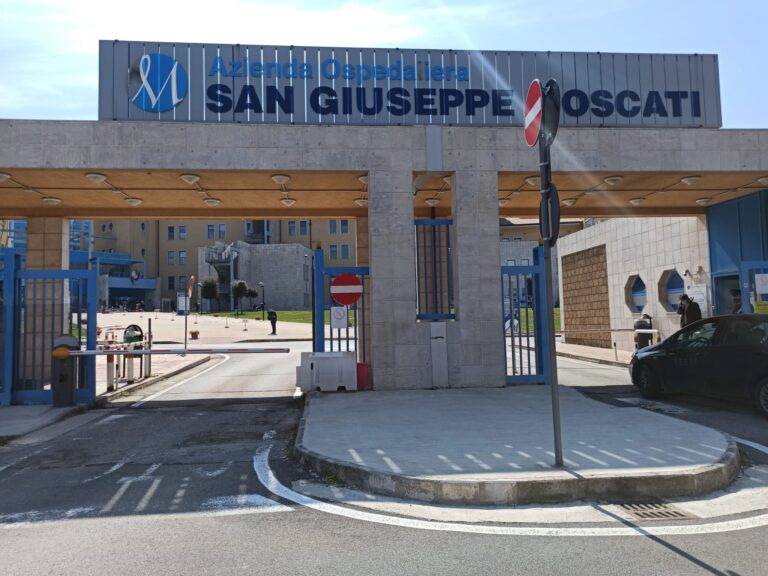 Virus: 65enne di Avellino muore al “Moscati”