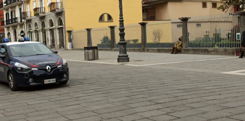 Notte di follia in viale Italia, ore contate per chi ha premuto il grilletto. Riunione d’urgenza in Prefettura