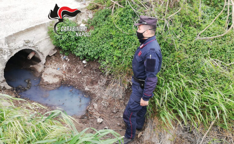 Acerra, rifiuti speciali e scarico delle acque nei canali dei Regi Lagni:  denunciata la titolare di una ditta