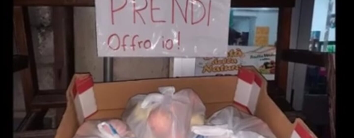 Teora, Alfredo regala frutta ai più bisognosi.Nel negozio il cartello: “Se non puoi, prendi pure, offro io”/VIDEO
