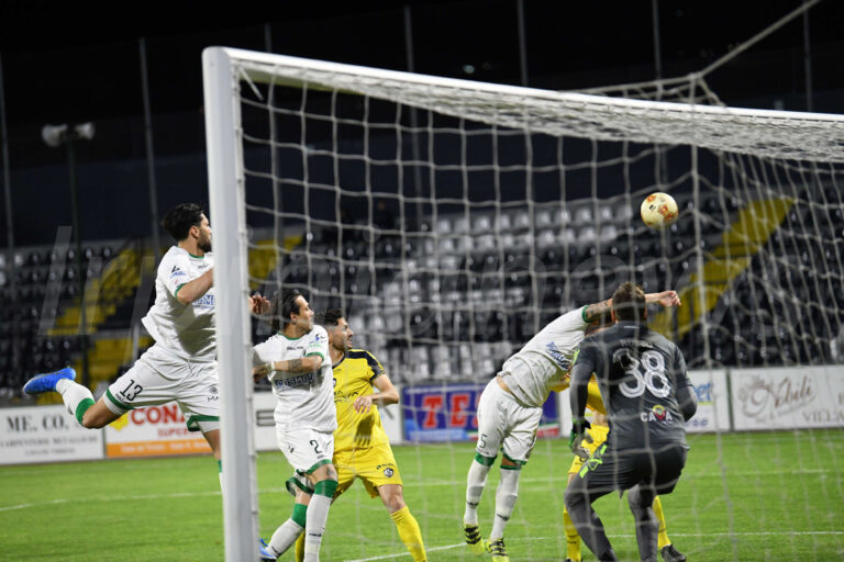 FOTO/ Fa tutto l’Avellino: a Cava sfuma il secondo posto