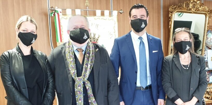 Cimarosa: incontro tra il presidente Mottola, la direttrice Della Sala e l’amministrazione comunale