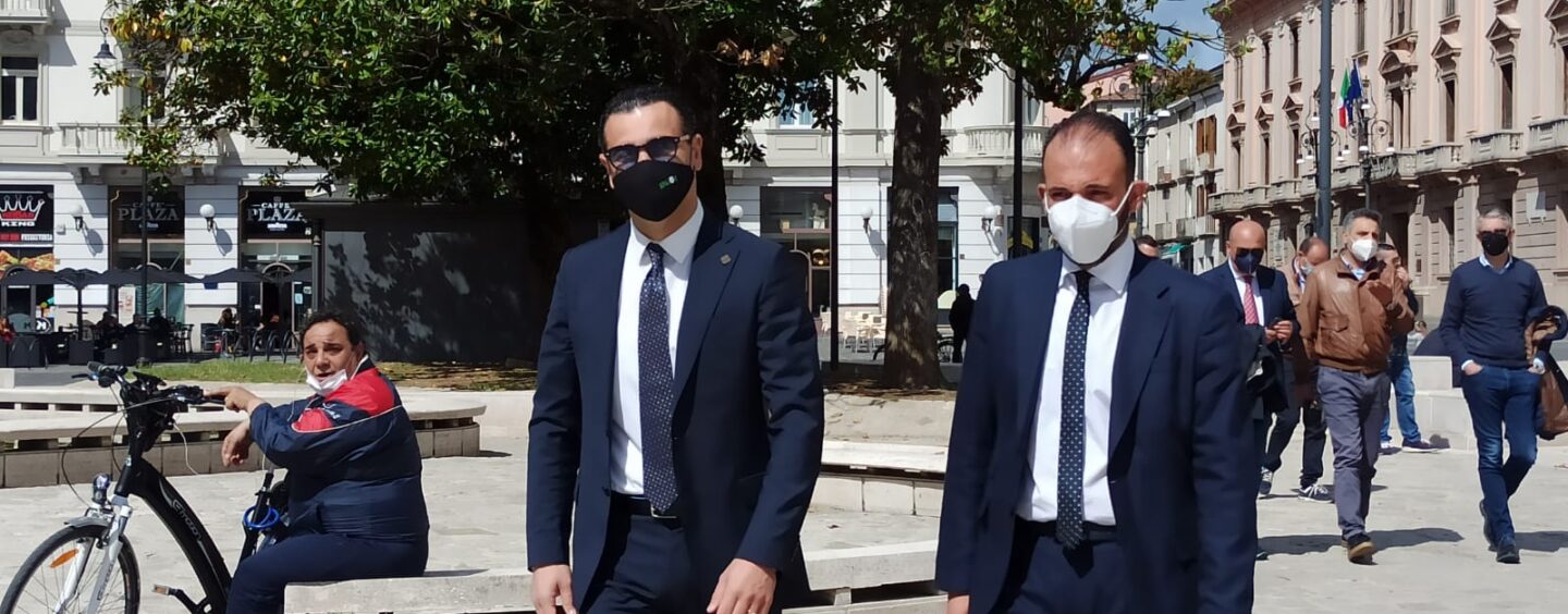 “Impensabile un congresso solo con gli iscritti del 2019 e prima del 15 giugno”. Pd, Festa e Petitto “chiamano” Letta