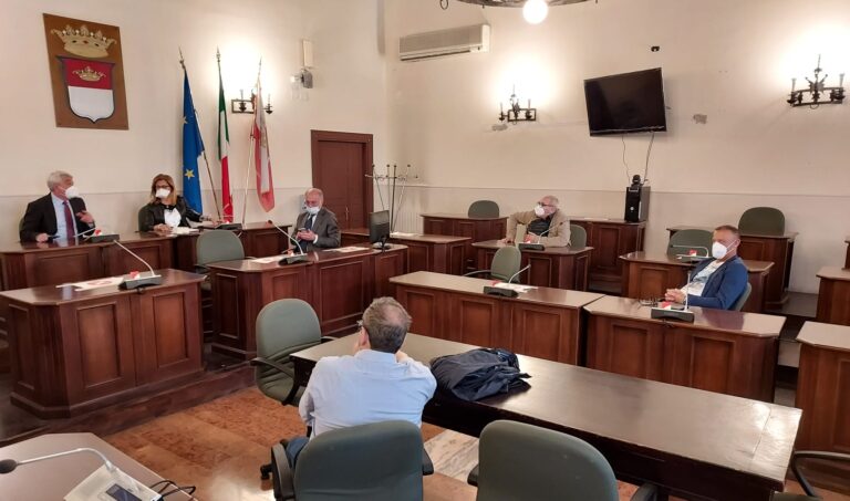 Forestali, 18 addetti a tempo determinato saranno impiegati nell’anticendio boschivo