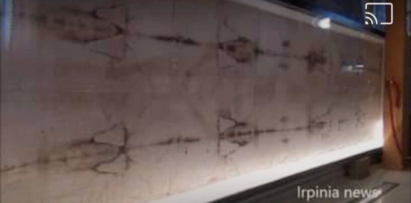 La copia autentica della Sacra Sindone esposta al Santuario di Carpignano a Grottaminarda /VIDEO