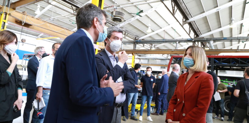 FOTO / Industria Italiana Autobus, il ministro Orlando visita lo stabilimento di Bologna
