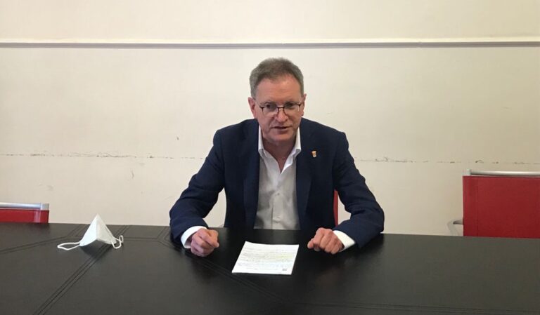 VIDEO/ Franco Di Cecilia lascia Forza Italia: “Ormai più che un partito è un albergo a ore”