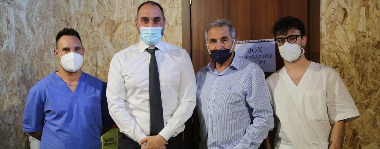 Vaccini, arriva il turno del deputato Gubitosa: “E’ l’unica via per far ripartire il Paese”