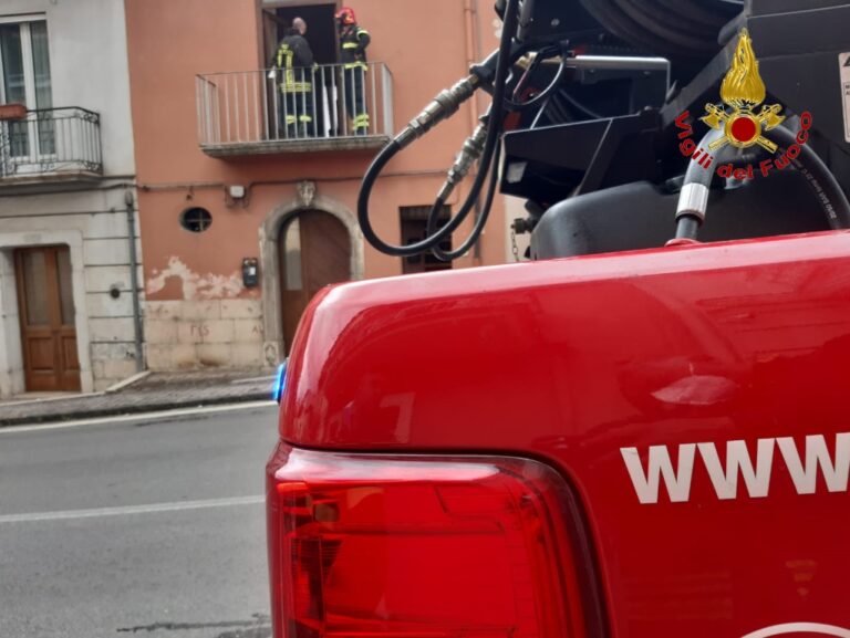 Non rispondeva a parenti e vicini: 57enne rinvenuto privo di vita nella sua abitazione