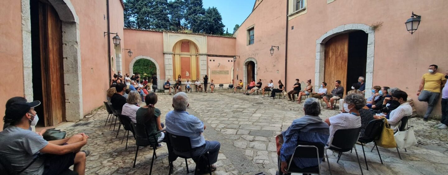 “La cultura in mano ai privati”. Associazioni e cittadini criticano Festa e la Fondazione di Partecipazione