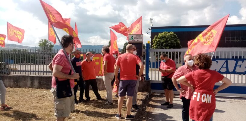 “No alla macelleria sociale”. Sit in Cgil e Fiom Cgil a Morra de Sanctis