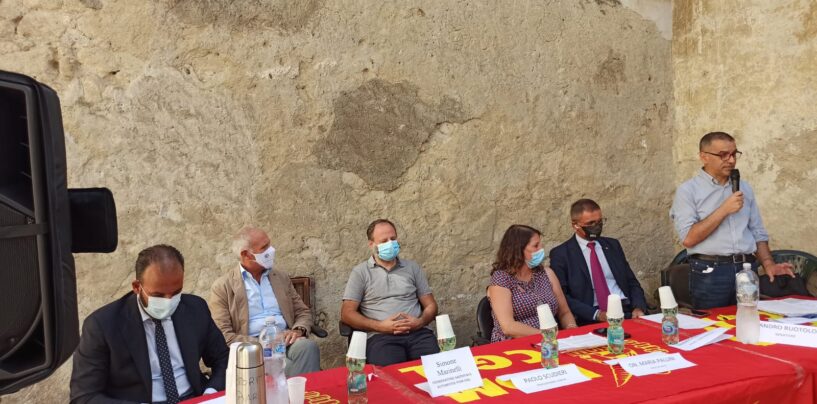 FOTO / Pratola, la Fiom incalza: “Chiediamo risposte, il motore diesel Ducato è come mettere un gettone nello smartphone”