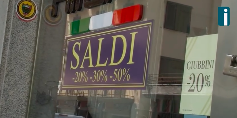 VIDEO/ Atripalda, primi giorni di saldi estivi in Campania: commercianti fiduciosi