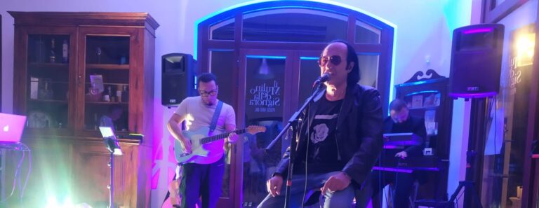 FOTO / A Sturno una serata indimenticabile con Topina e il sosia di Antonello Venditti