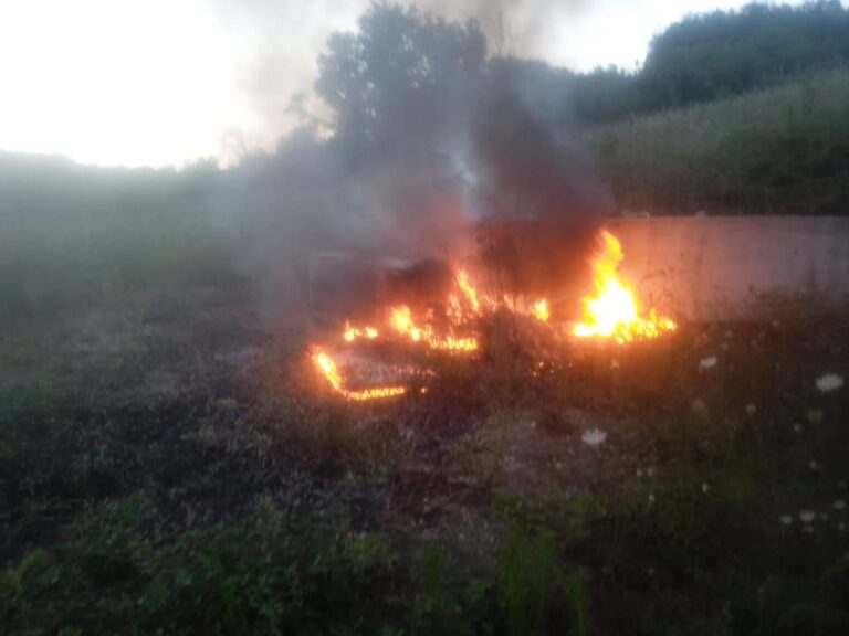 Incendi Prata, “Bruciata anche plastica”