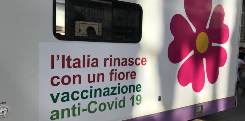 Campagna vaccinale anti-Covid: venerdì 24 e sabato 25 il camper della salute al Campus 3 S