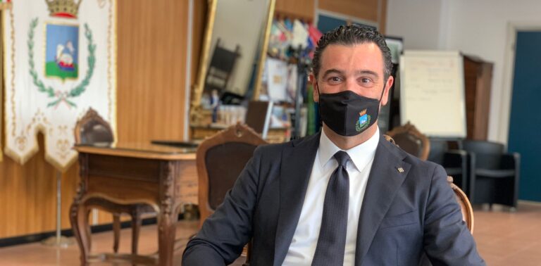 L’INTERVISTA / “Ad Avellino le scuole riapriranno in presenza”. Parla il sindaco Festa. Che si toglie anche qualche sassolino dalle scarpe