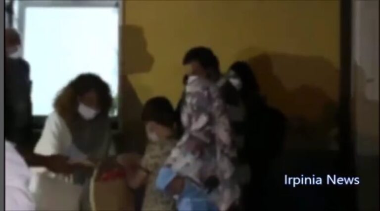 Fontanarosa, arrivata la prima famiglia di profughi afgani, scatta la solidarietà dell’Irpinia/VIDEO
