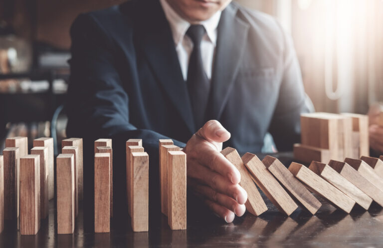 Investimenti finanziari: ecco strategie più gettonate del momento per operare sui mercati