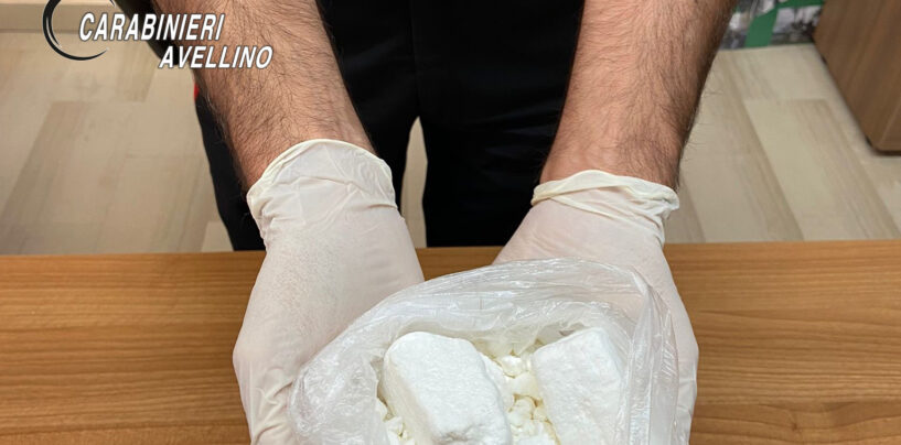 280 grammi di coca nascosta sotto al sedile: in cella 33enne di Lioni