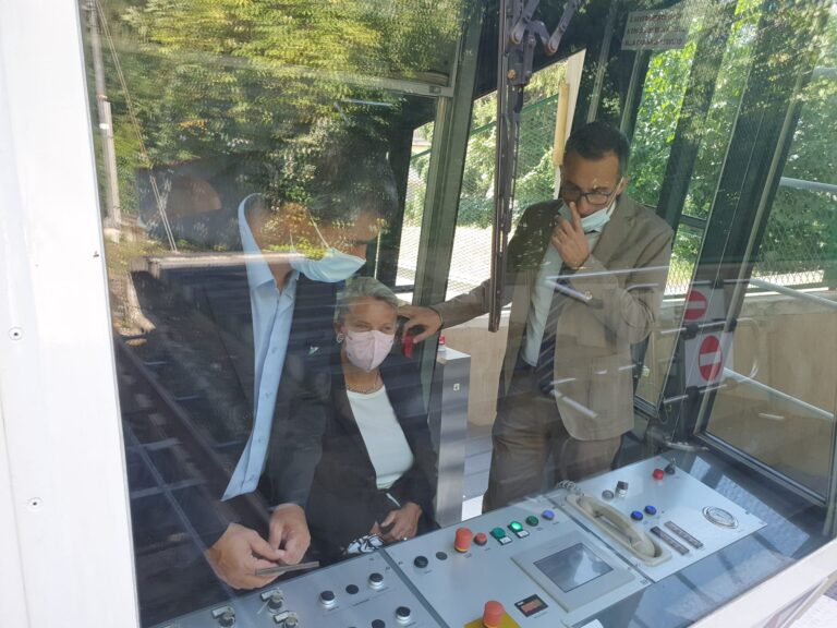 VIDEO / Il Prefetto sale a Montevergine in Funicolare: “Rientro a scuola, siamo fiduciosi”