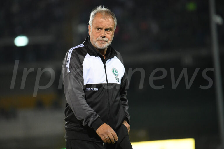 Avellino, ore decisive per il futuro di Braglia