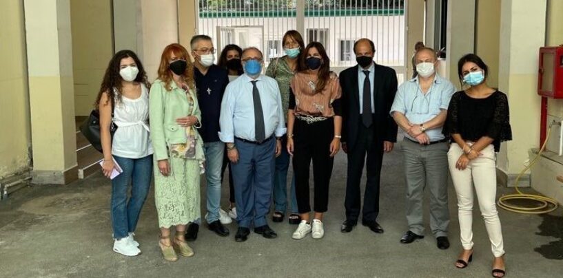 Il Garante dei detenuti all’istituto di Lauro: “Maternità non si può conciliare con il carcere”