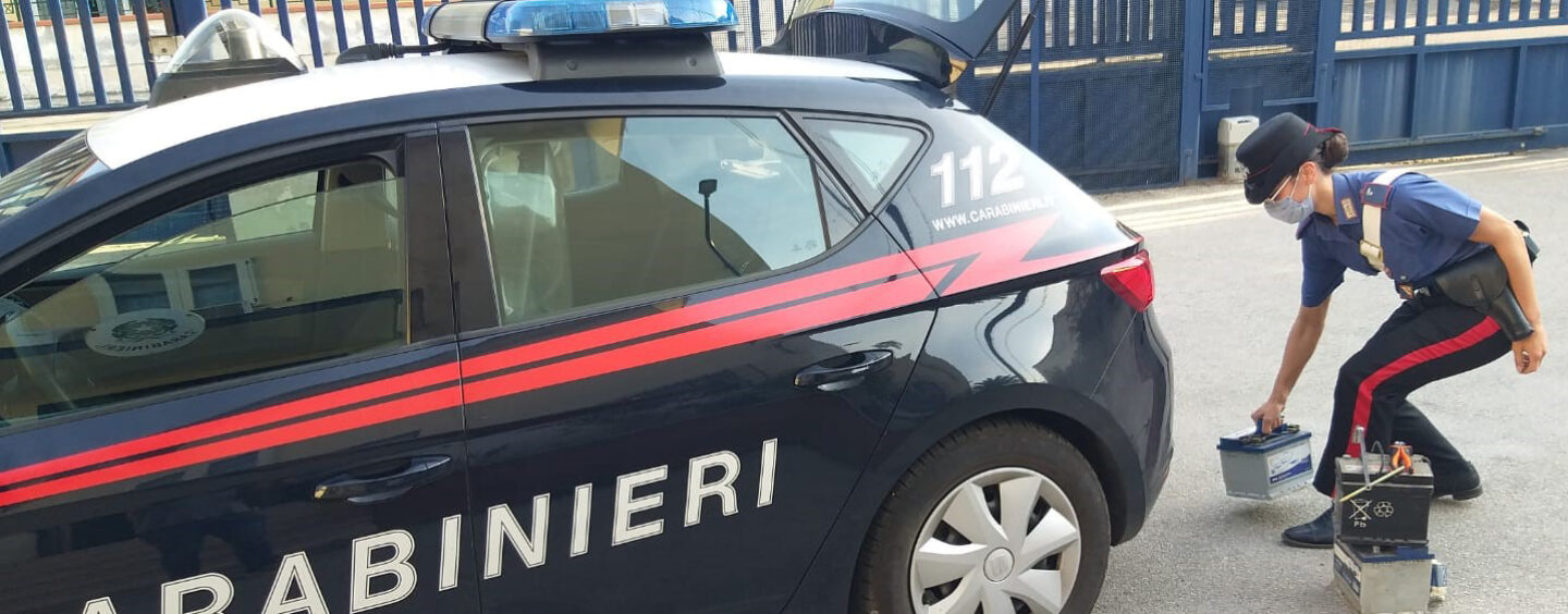 Baiano, ruba batterie dalle auto in sosta: denunciato su segnalazione dei cittadini