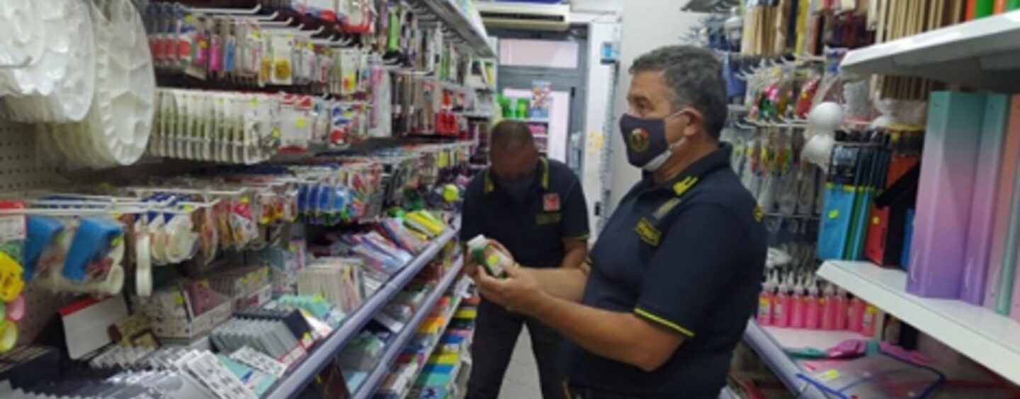 Guardia di Finanza di Napoli: sequestrati oltre 3 milioni di prodotti contraffatti o non sicuri