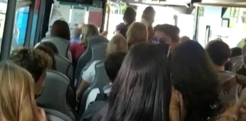 “Bus Air strapieno ad Avellino, nessun distanziamento e siamo arrivati a casa con un’ora di ritardo” La denuncia di uno studente/VIDEO