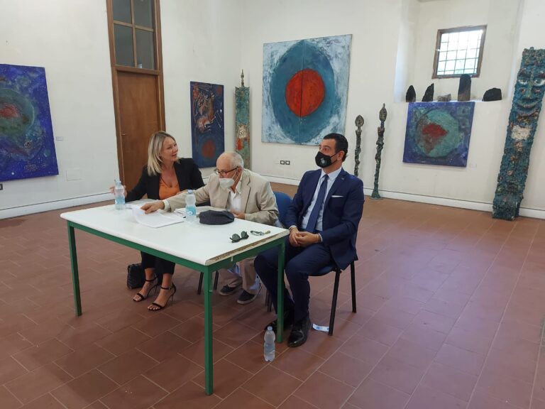 Casino del Principe, il sindaco Festa “scarica” Avionica. Ma non lascia a terra i giovani: “Per loro un altro luogo più pratico”