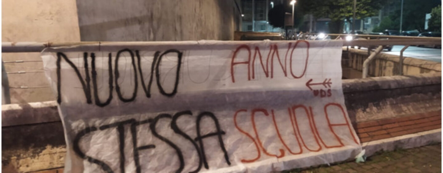 “Ci ritroviamo nella stessa condizione di precarietà”. Uds all’attacco: “Nuovo anno, stessa scuola”