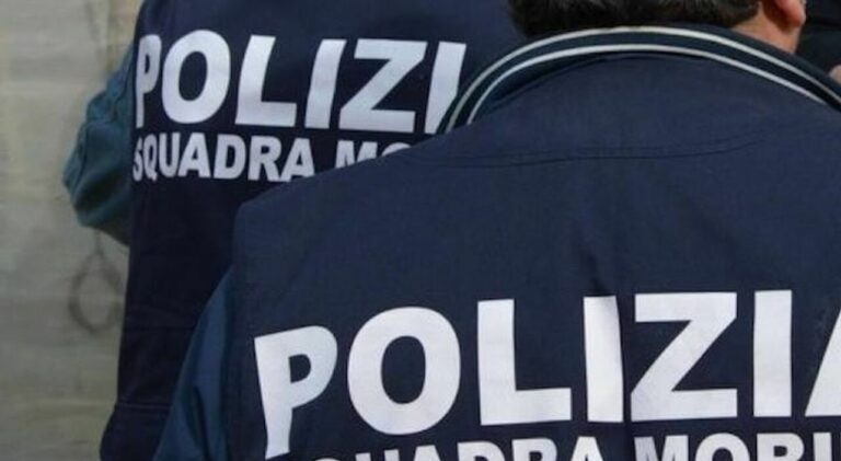 Beccato con 107 grammi di cocaina, la Mobile arresta un 41enne di Avellino