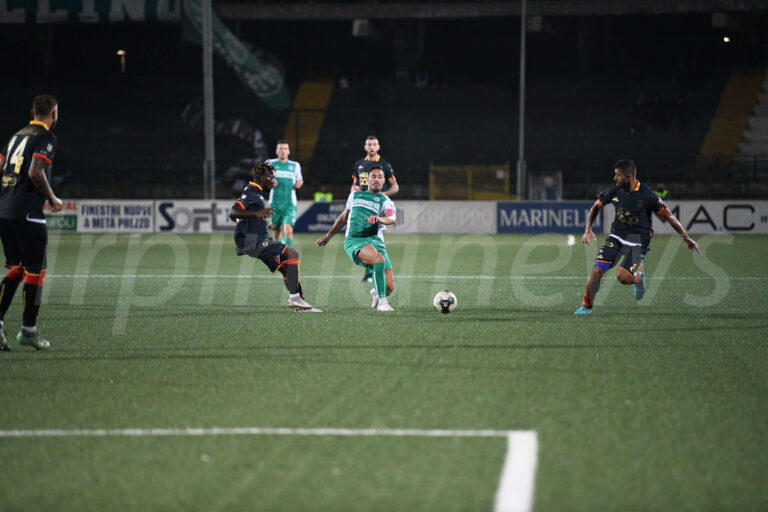Lega Pro, Girone C, finisce 0-0 la partita tra Avellino e Catanzaro. Una partita troppo tattica, a tratti noiosa