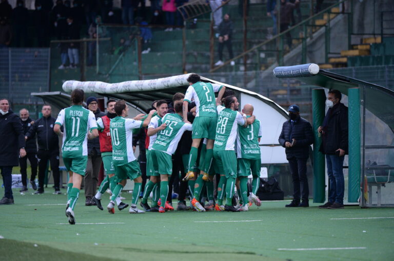 L’Avellino ritrova i tre punti: 3 a 0 alla Paganese al Partenio-Lombardi