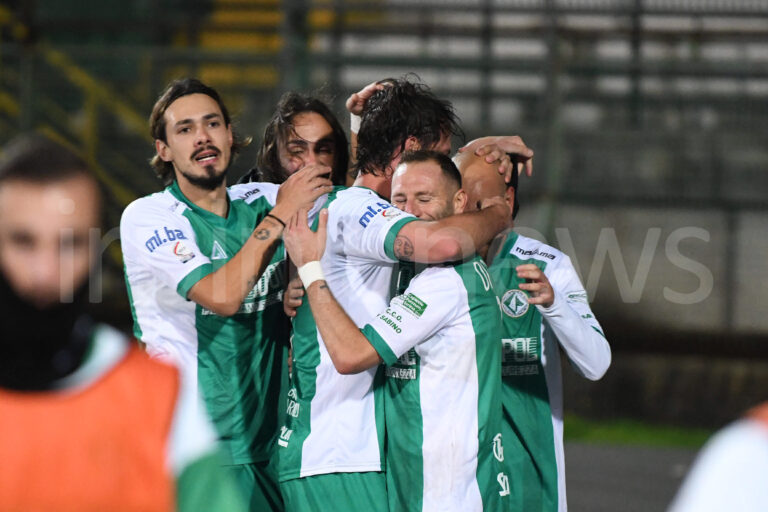 Avellino, tre punti pesanti in trasferta: la rete di Carriero condanna la Vibonese