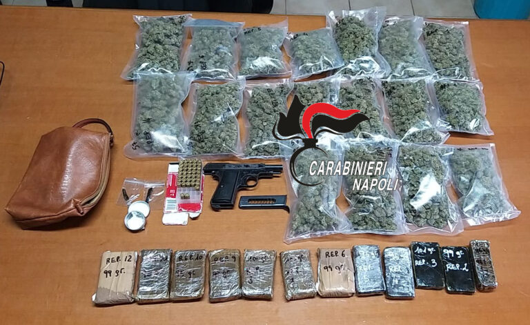 Sant’Antimo, in casa una pistola, marijuana, hashish e cocaina: arrestato un 55enne
