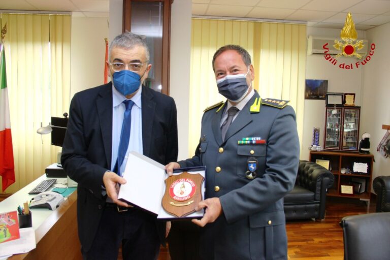 Vigili del Fuoco, visita al comando Provinciale del neo Comandante della Finanza Salvatore Minale